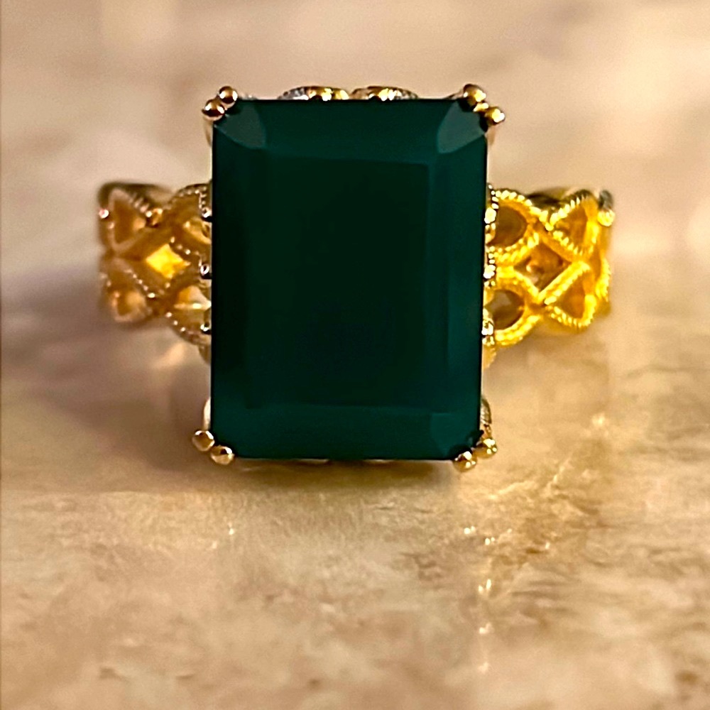 Green Onyx Ring